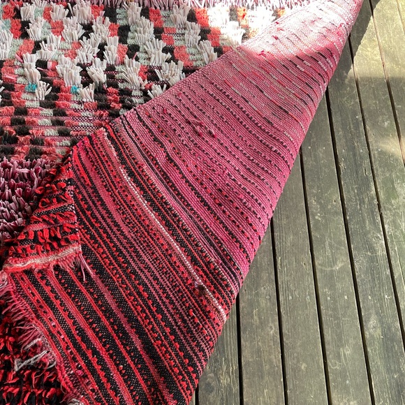 Authentic Moroccan Rug - Picture 5 of 7